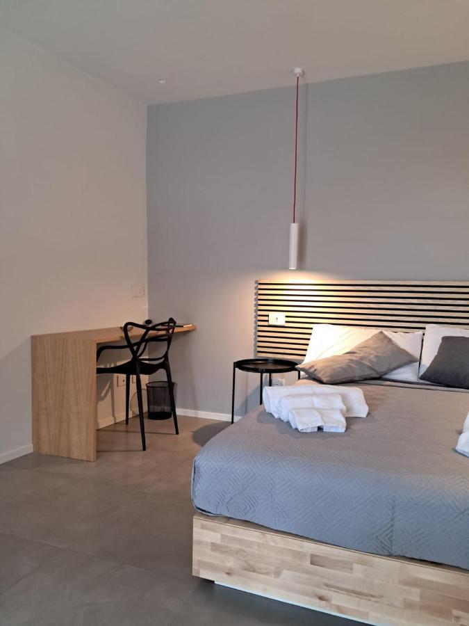Porta San Paolo House Aparthotel Castelbuono  Ngoại thất bức ảnh