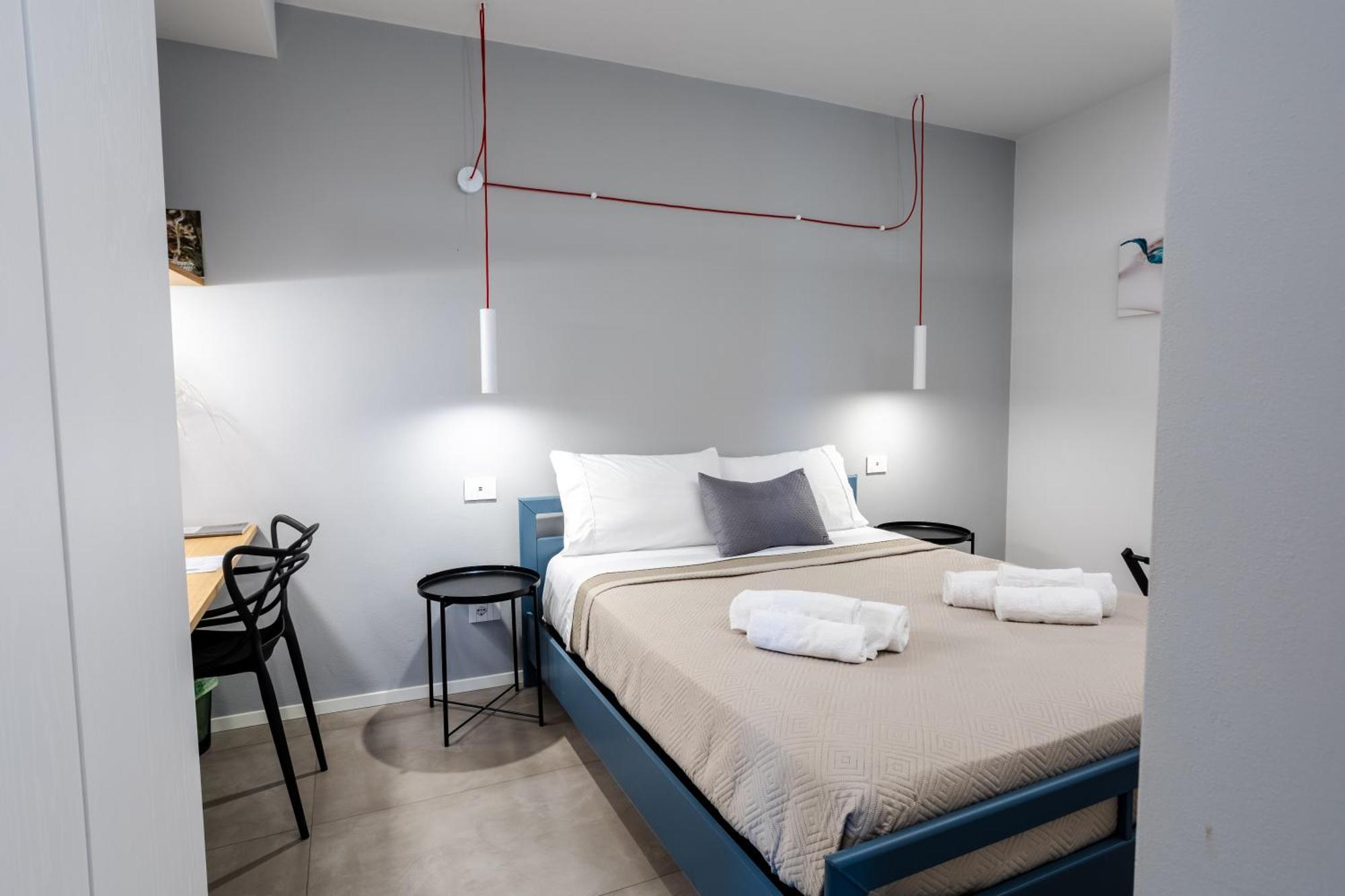 Porta San Paolo House Aparthotel Castelbuono  Ngoại thất bức ảnh