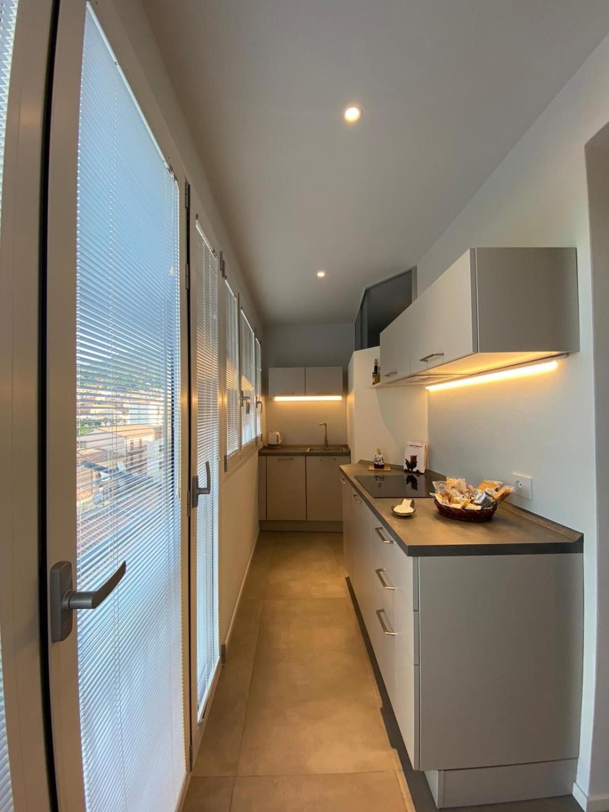 Porta San Paolo House Aparthotel Castelbuono  Ngoại thất bức ảnh