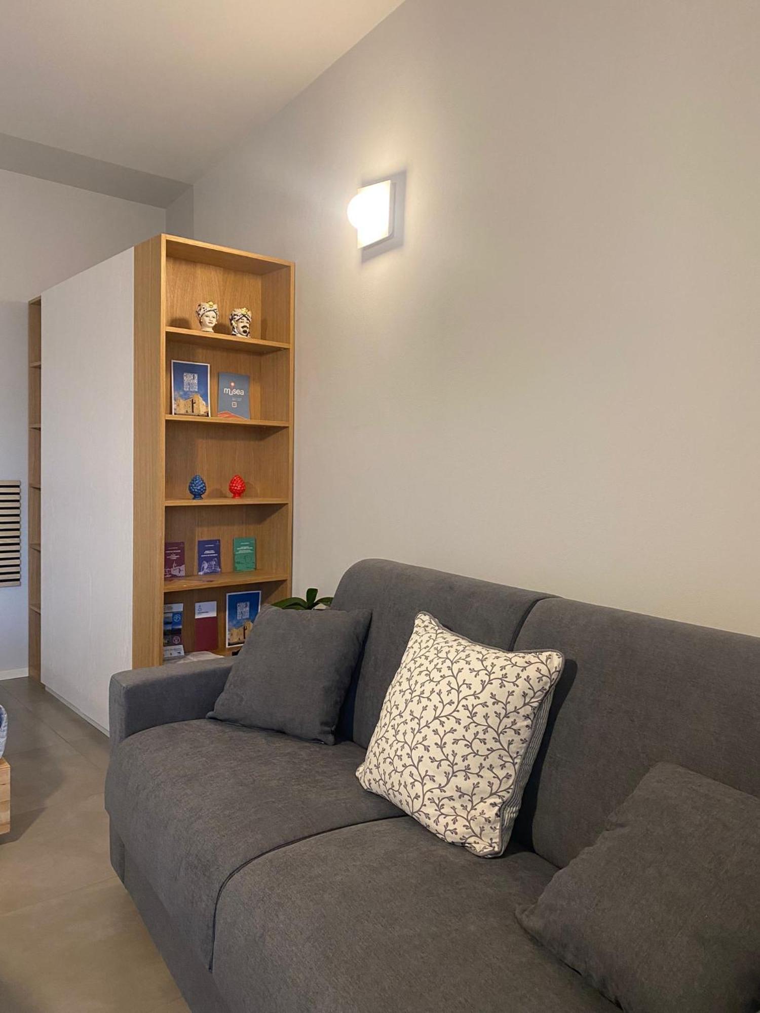Porta San Paolo House Aparthotel Castelbuono  Ngoại thất bức ảnh